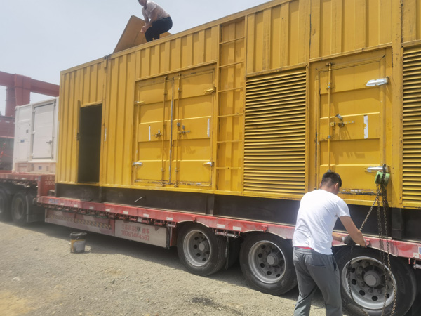 嘉祥除了负载情况和发动机维护，还有哪些因素会影响 200kw 柴油发电机的油耗？
