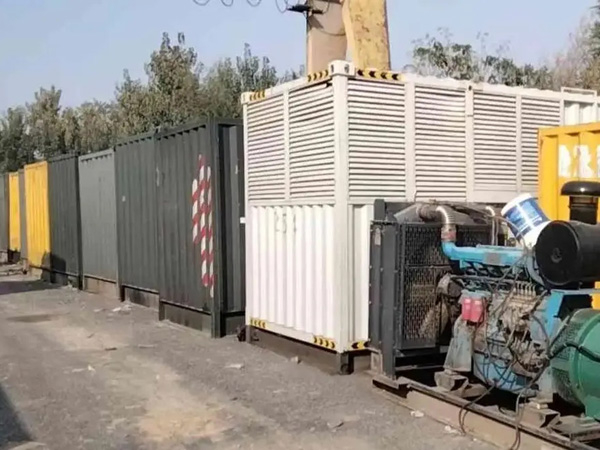 嘉祥200KW柴油发电机机组每小时油耗是多少？